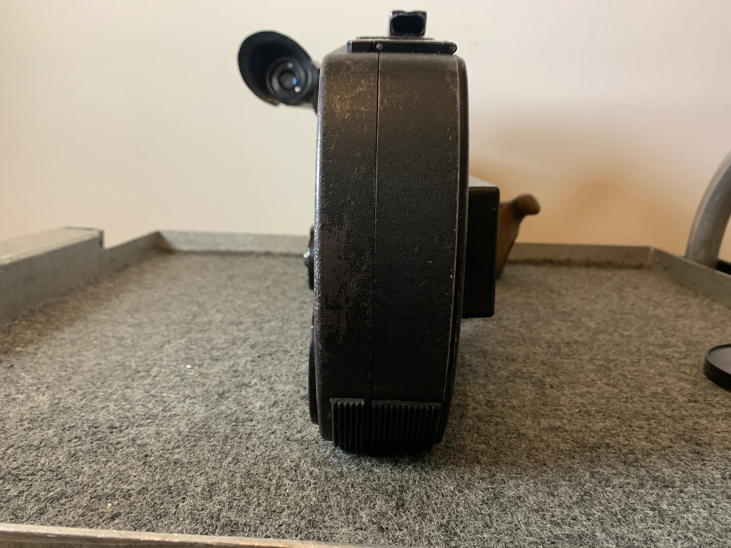 Aaton LTR32 16mm movie camera with Zeiss 10-100 T2 lens