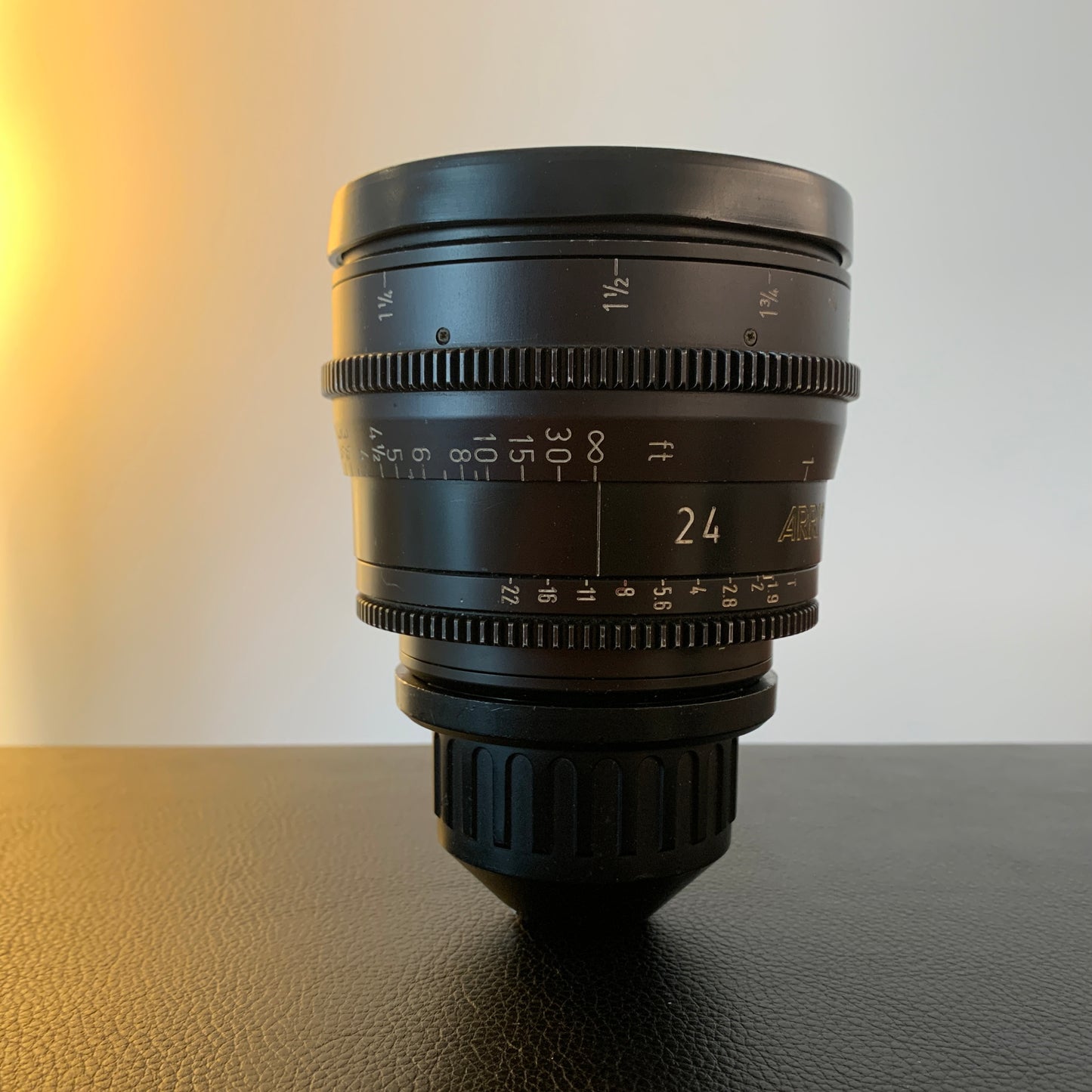 ARRI Zeiss Ultra Prime 24mm T1.9 Lens (PL Mount, Feet, Non-LDS)