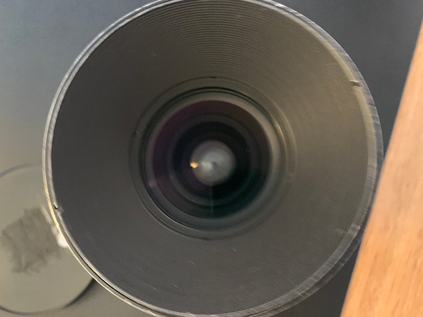ARRI Zeiss Ultra Prime 24mm T1.9 Lens (PL Mount, Feet, Non-LDS)